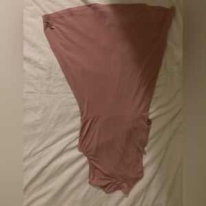 woman old pink dress size large,never worn